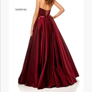 Sherri hill prom dress ball gown a-line style